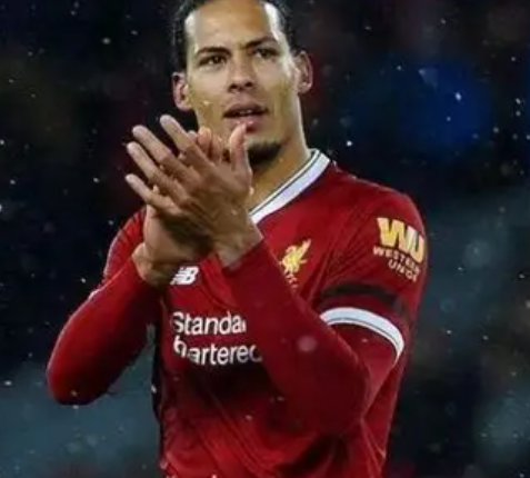 世预赛欧洲区:范戴克追平纪录,维尔布鲁根迎里程碑