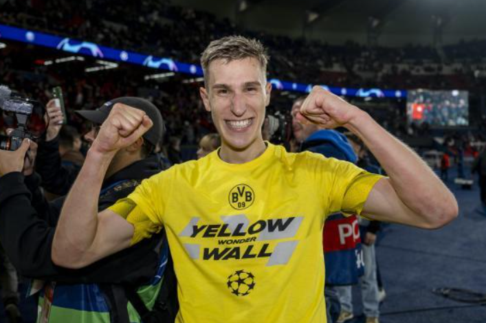 胡梅尔斯谈施洛特贝克未来：多特留人存变数，冠军梦或成转会推手