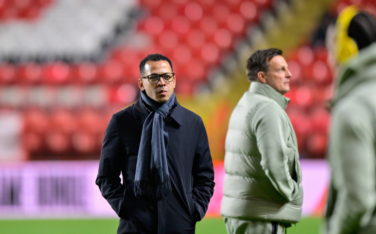 欧冠切尔西惨败巴黎:罗塞尼尔剖析败因,痛陈致命失误